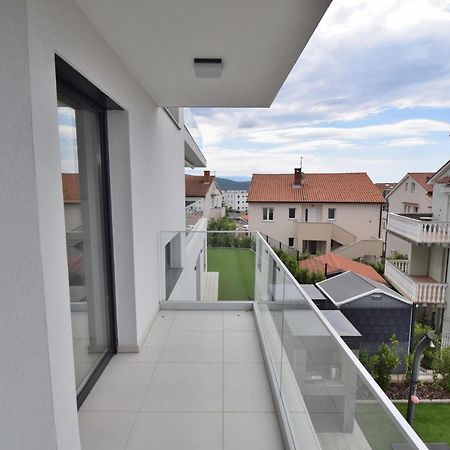 Relax-Krk Apartment Krk Town Bagian luar foto